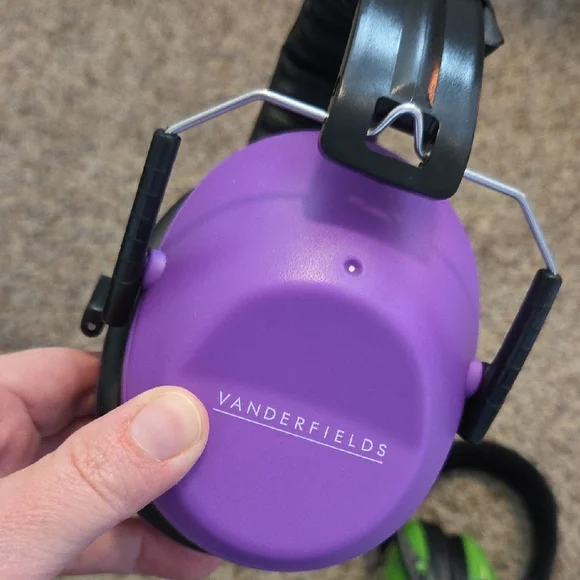 Set Of 3 Kid's Colorful Noise-Cancelling Headphones - Picture 2 of 4